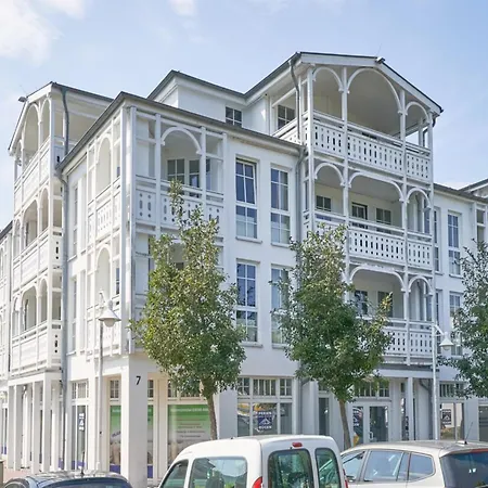Grosszuegige Im Seepark Ostseenah Mit Balkon Sellin (Rugen)